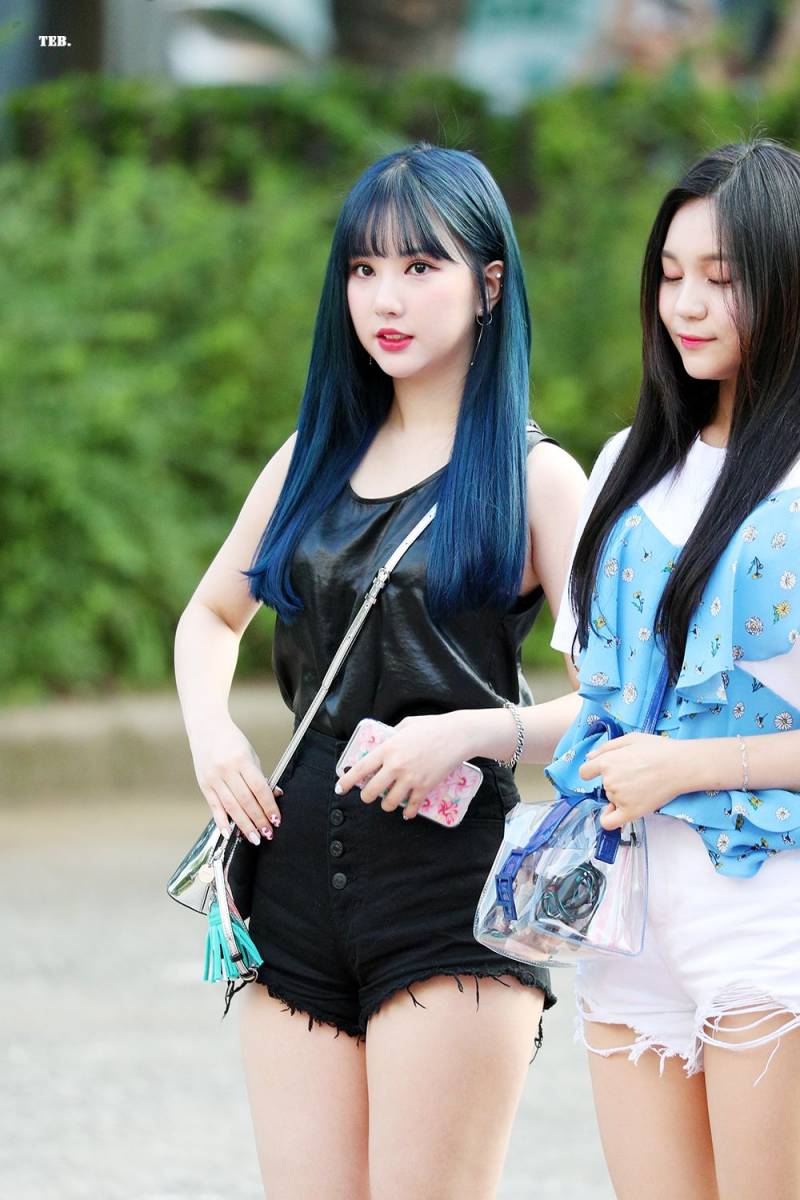 Eunha Gfriend Cute Photos At Outside of Music Bank