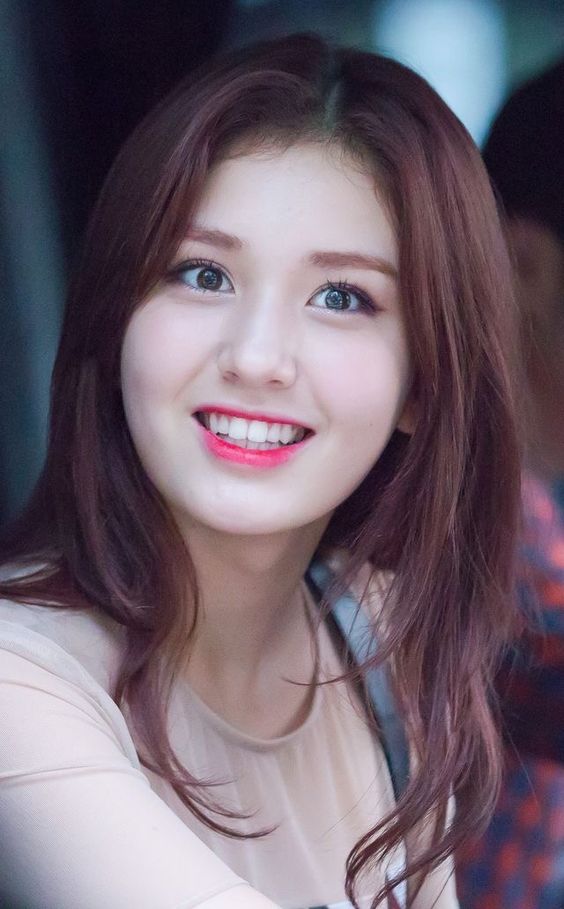 Top 10 Prettiest And Beautiful Kpop Female idols 2019