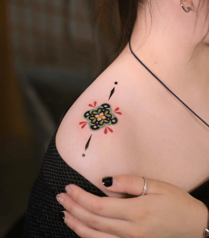 flower shoulder tattoo for women