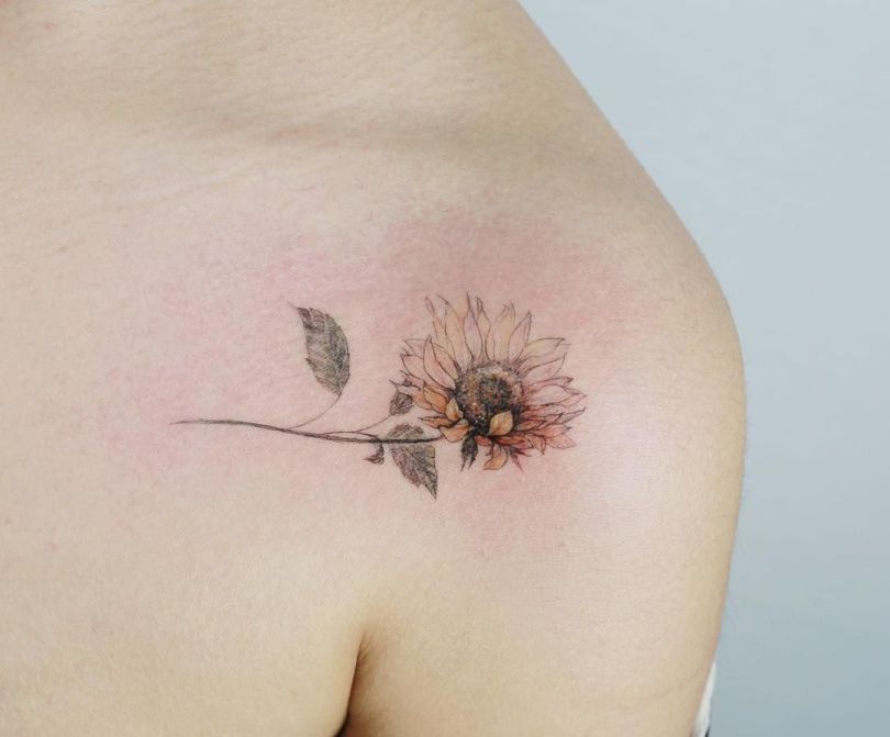 55+ Most Beautiful Sunflower Tattoos Ideas For Women