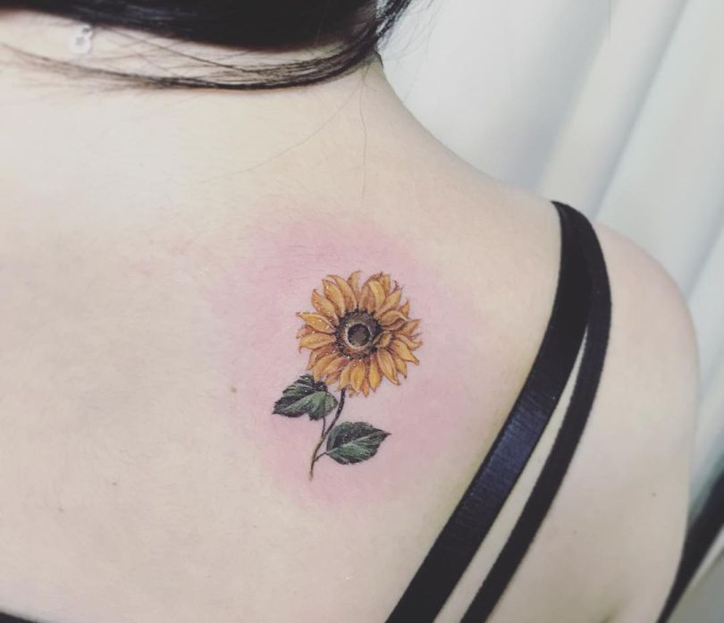 55+ Most Beautiful Sunflower Tattoos Ideas For Women