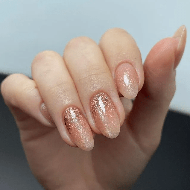 Trendy Cat Eye Ombre Nails