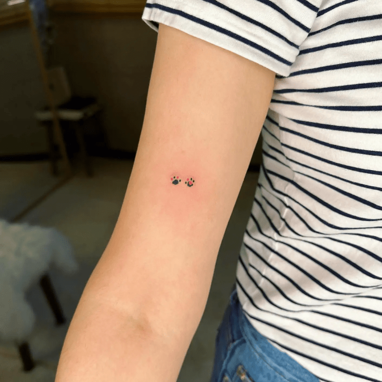 Small Tattoos For Women 13