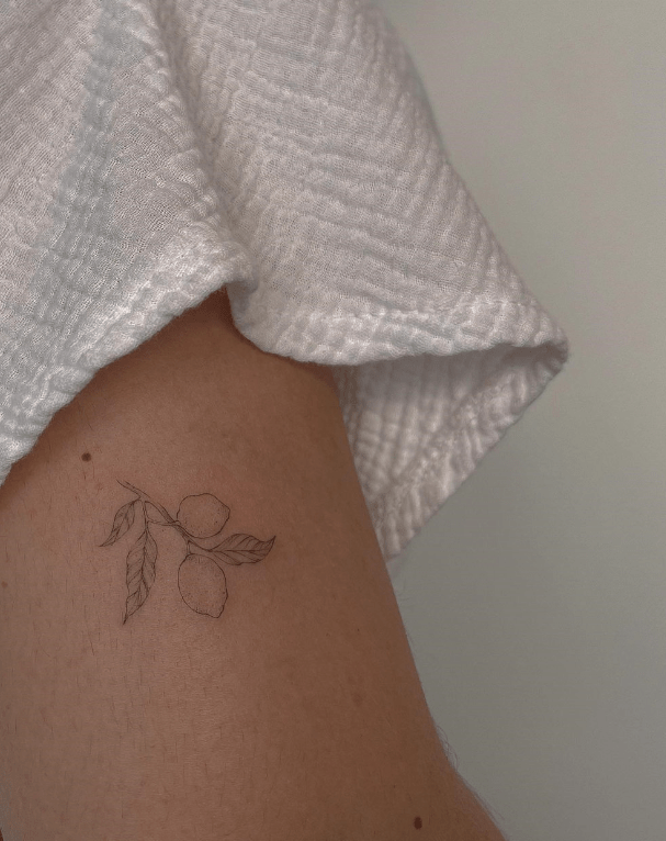 Small Tattoos For Women 14