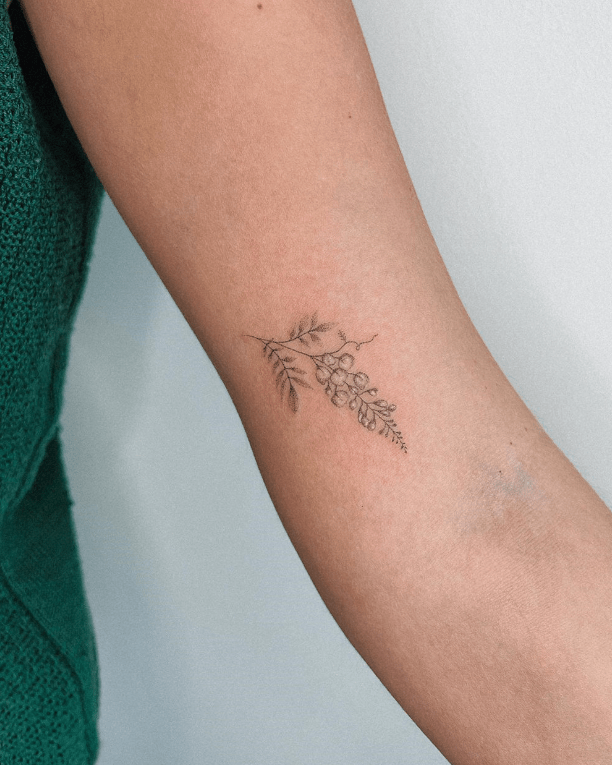Small Tattoos For Women 19