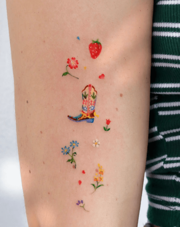 Small Tattoos For Women 29